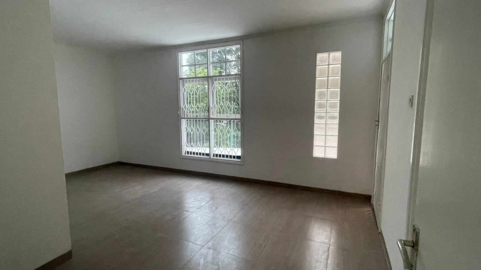 Rumah Dijual di Cluster Taman Beverly Lippo Cikarang